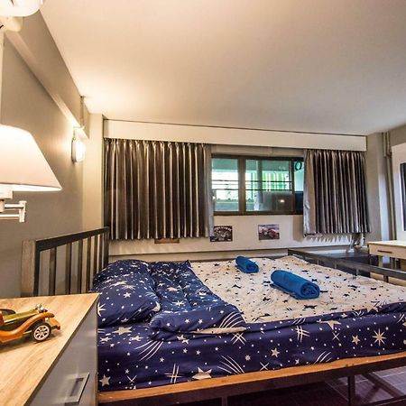 Хостел Enjoy House Чиангмай Экстерьер фото