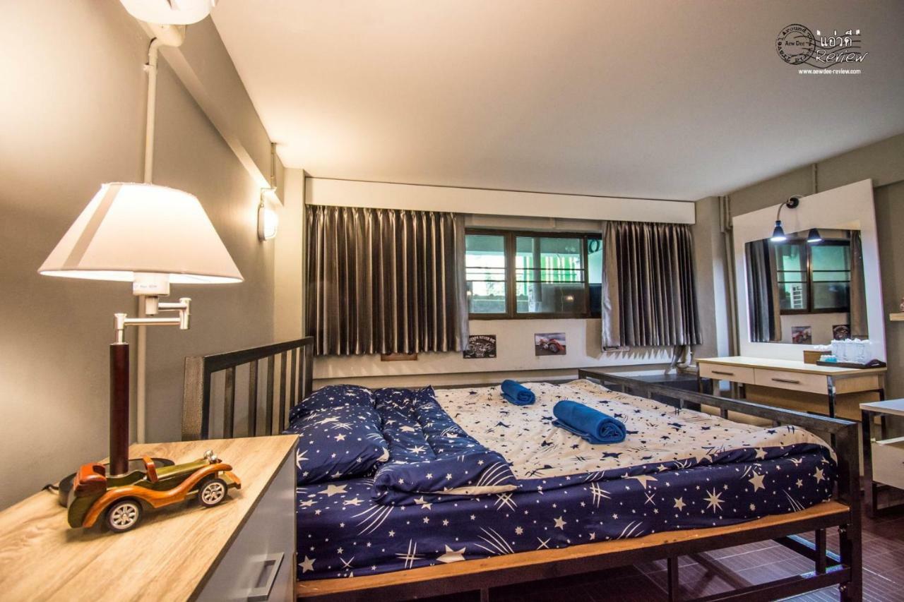 Хостел Enjoy House Чиангмай Экстерьер фото